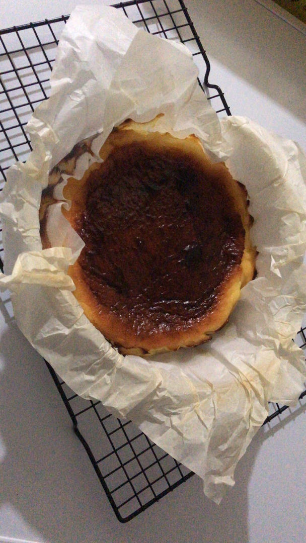 巴斯克式烤芝士蛋糕