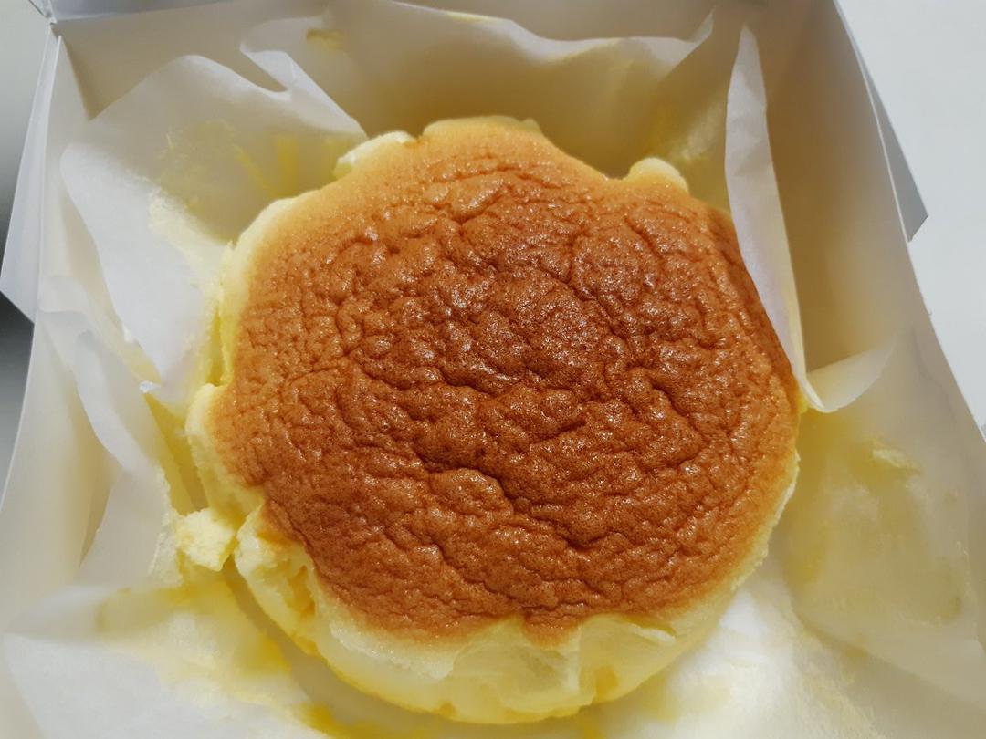 完美轻乳酪芝士蛋糕（不开裂、不回缩、不收腰、入口即融）