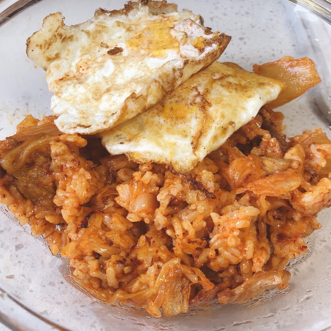 五花肉泡菜炒饭