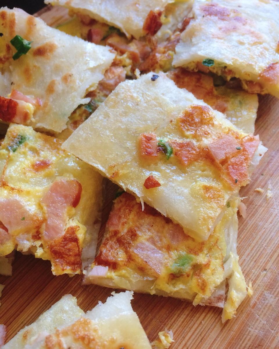 鸡蛋葱油饼                  （更新饼坯保存方法）