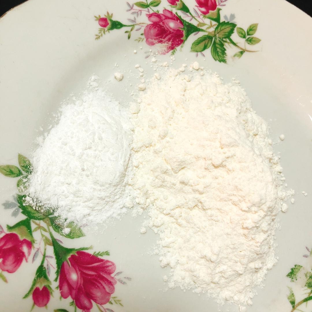 椒盐软炸小黄鱼的做法 步骤3