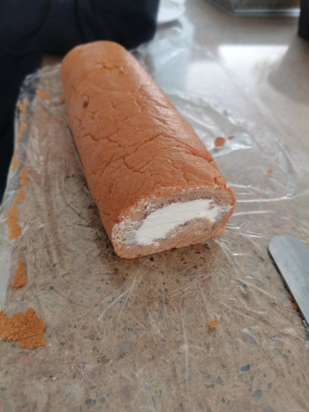 瑞士卷蛋糕卷（可制作原味、可可、抹茶、摩卡、红茶、红丝绒、豆乳、阿华田、芝麻、花生、枣泥多种口味）附：旋风蛋糕卷、北海道戚风杯——西式美食（二十二）