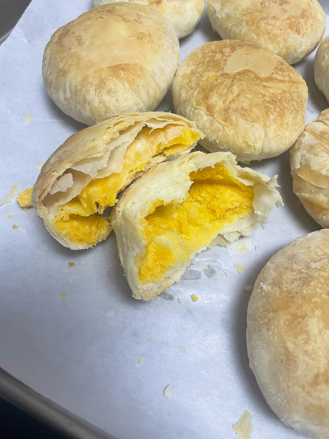 酥到掉渣渣｜好吃的黄庄月饼在家做起来