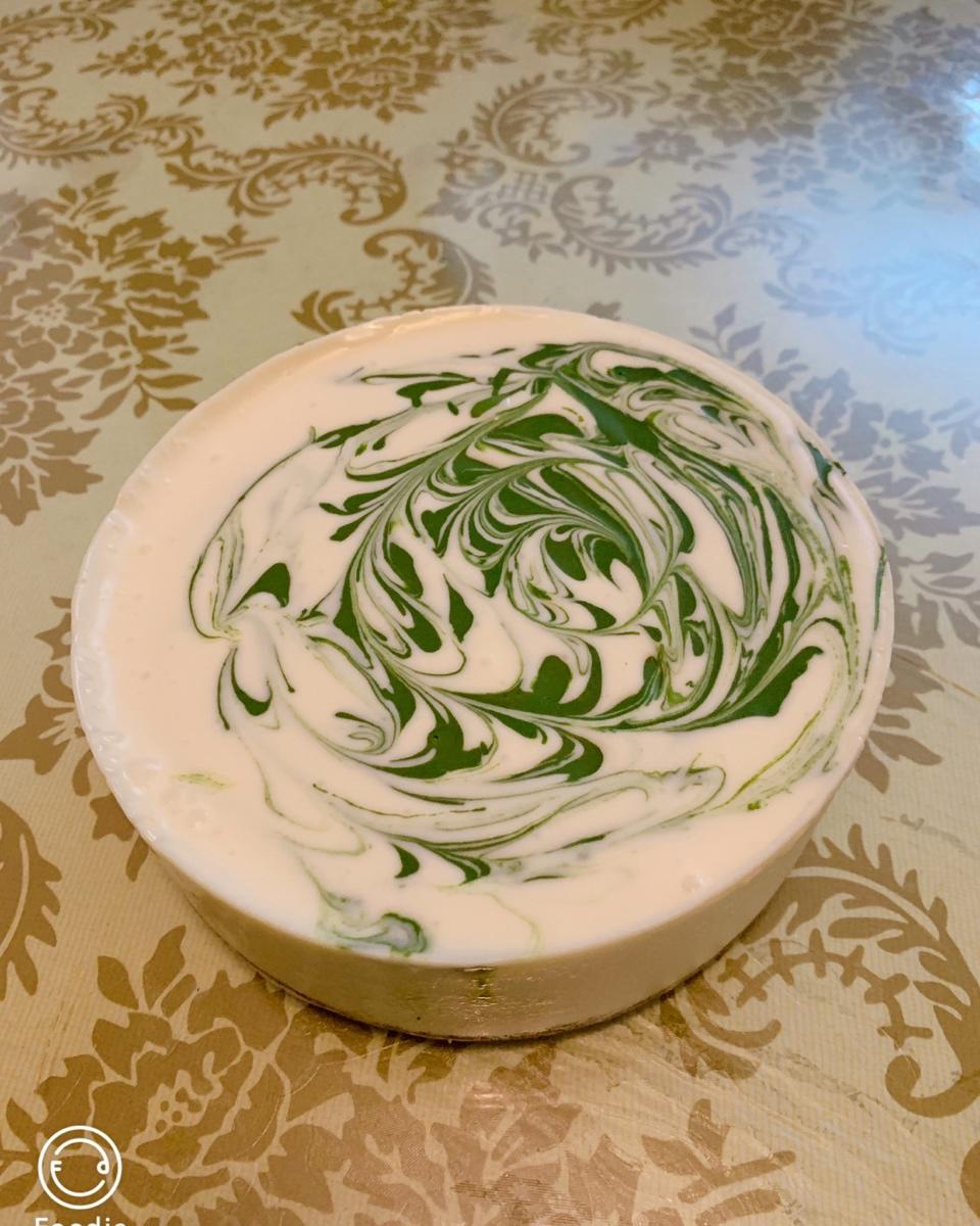 抹茶白巧克力冻芝士条（免烤甜点什么的最赞了！）