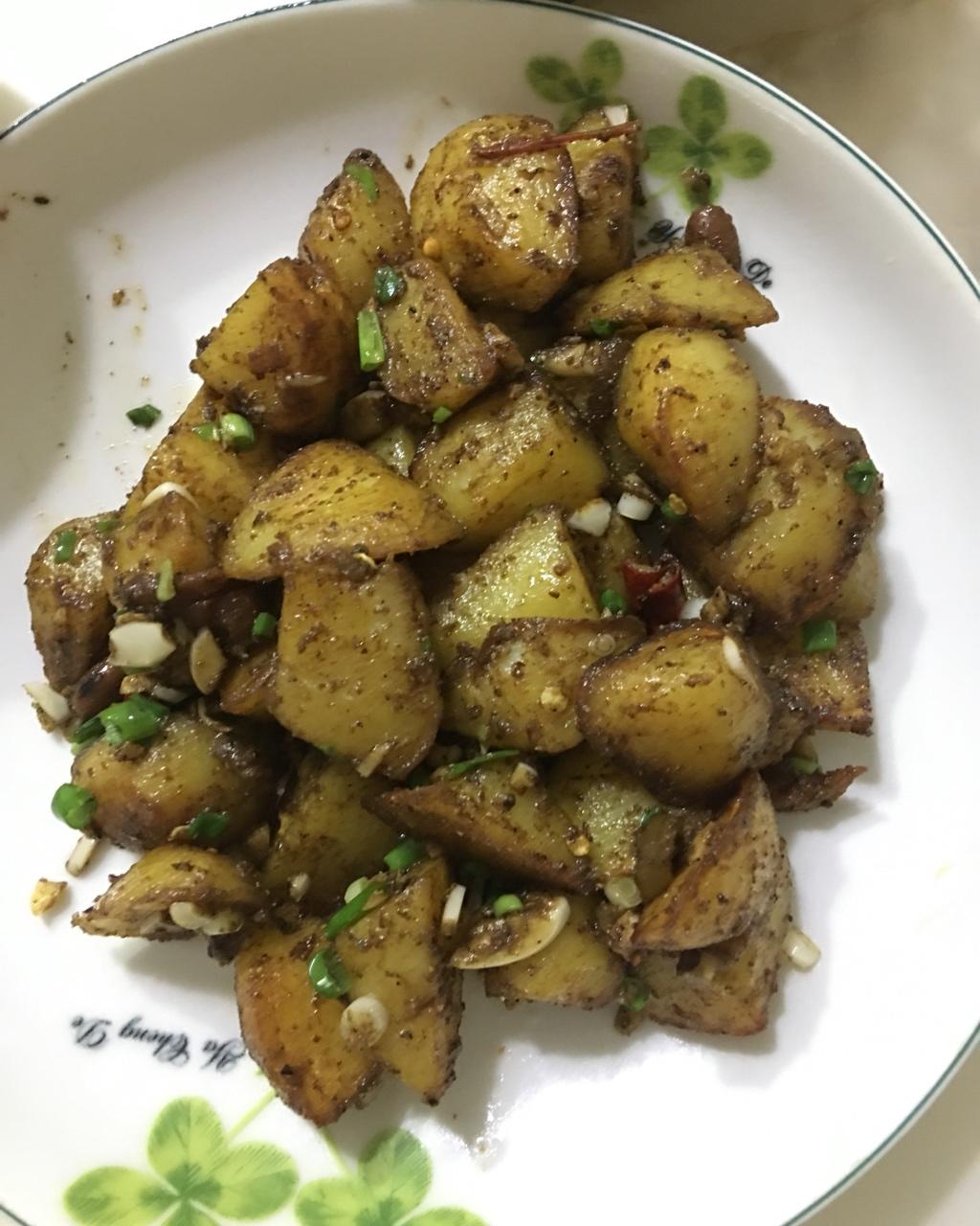 蒜香孜然土豆
