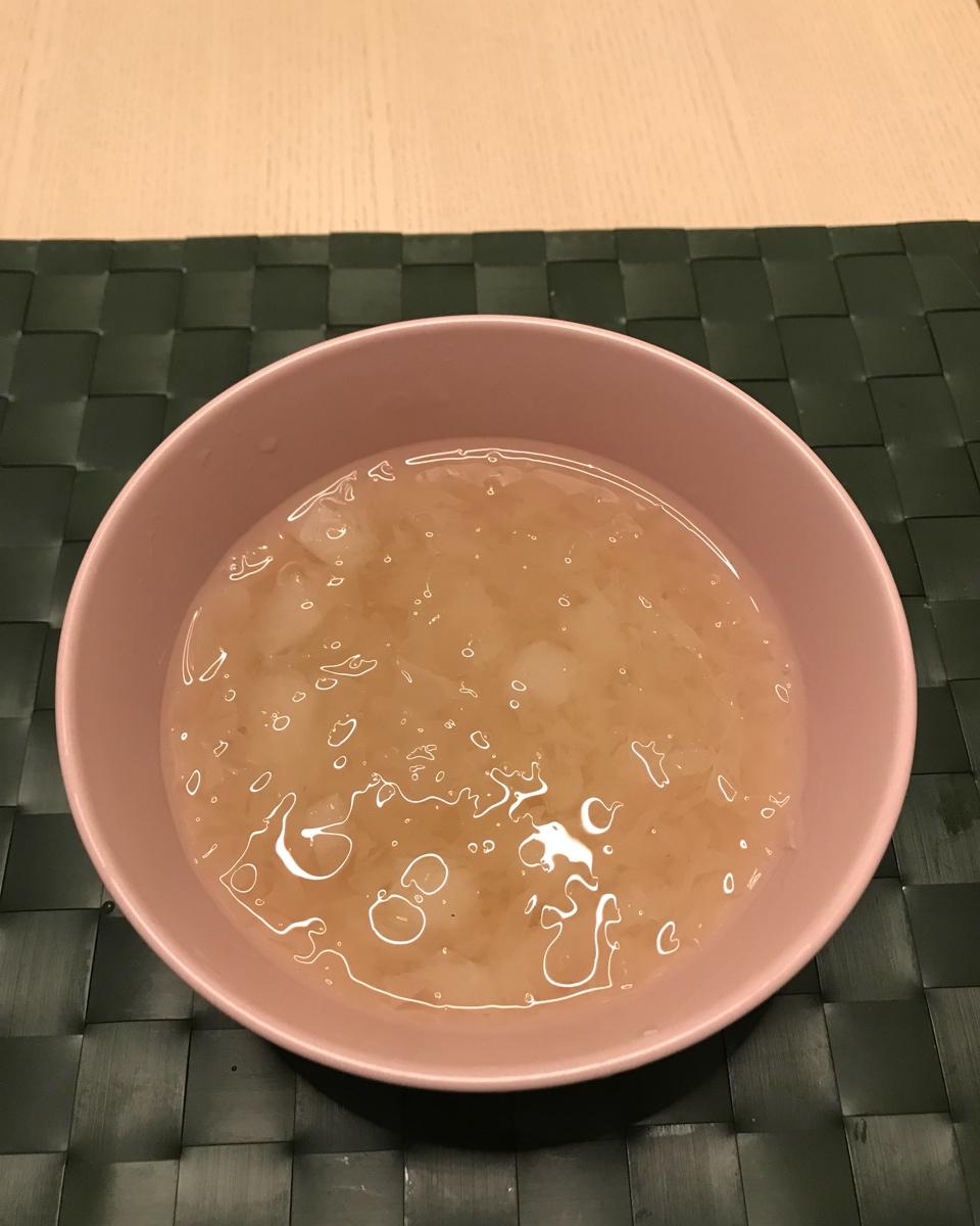 冰糖银耳梨汤