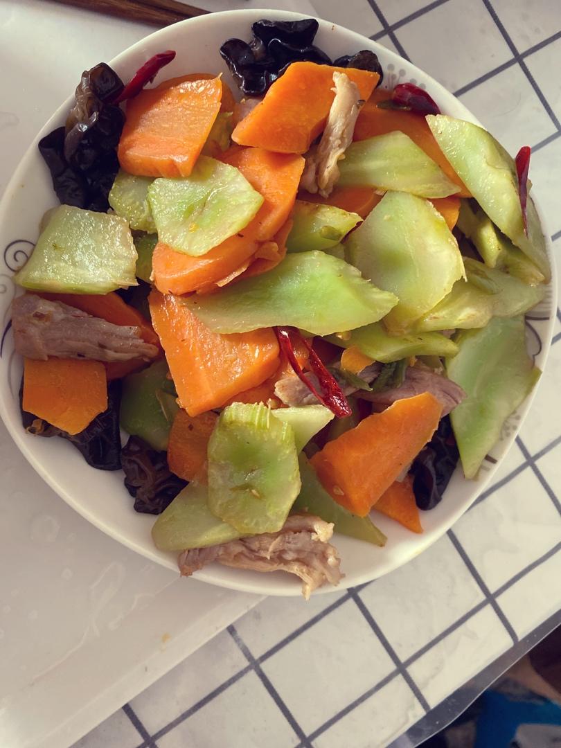 莴笋炒肉