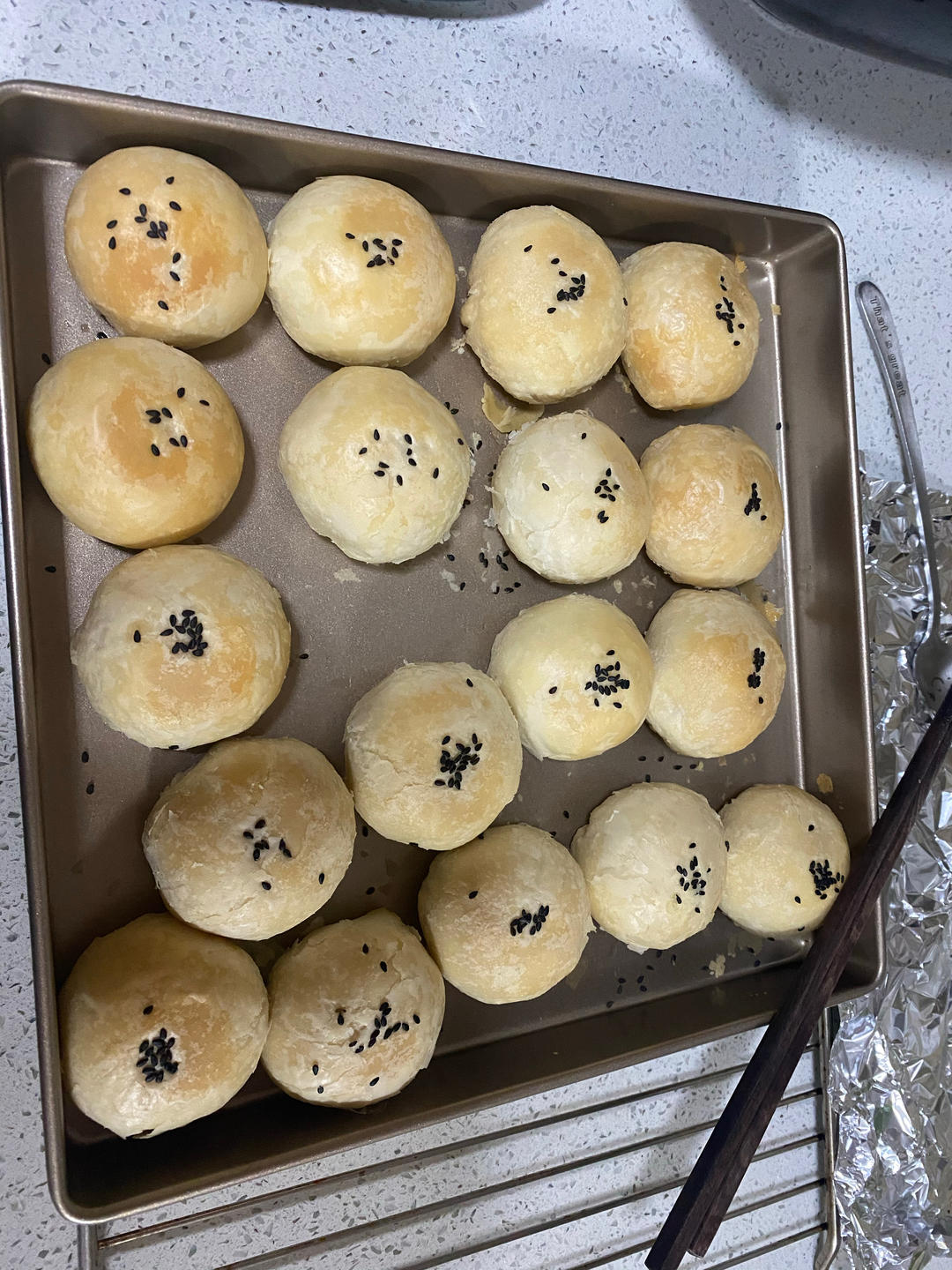 白酥皮云腿月饼