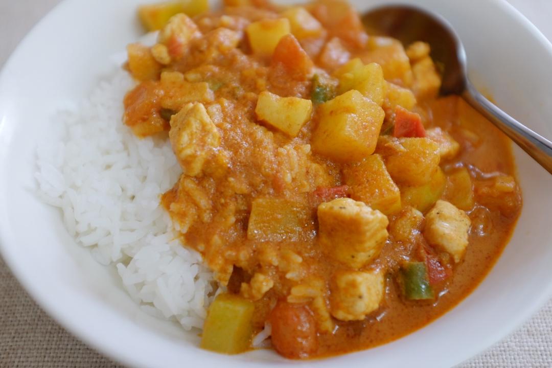 咖喱鸡肉饭