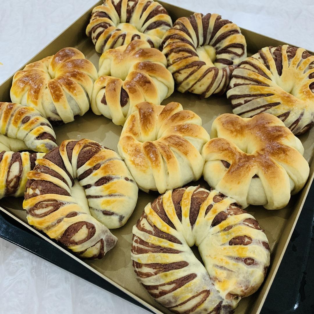 超软的牛奶小餐包