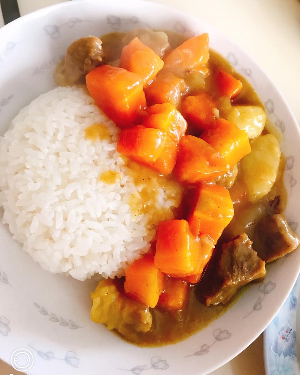 咖喱牛肉饭