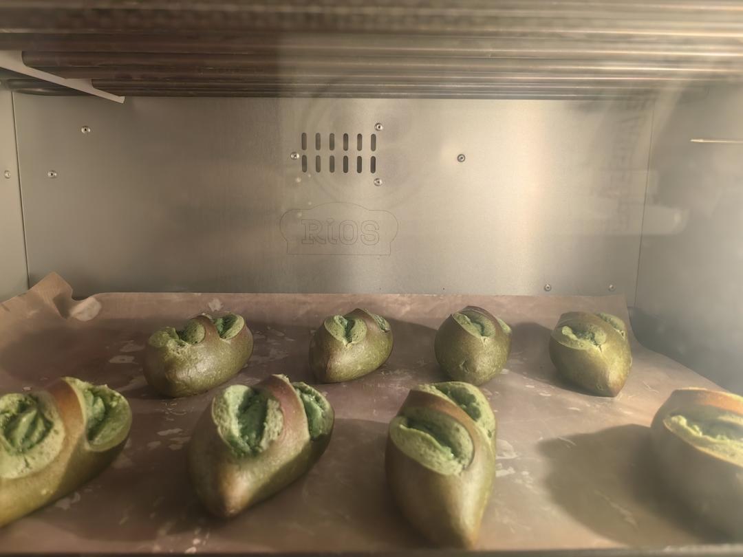 一口封神的抹茶奶酥碱水