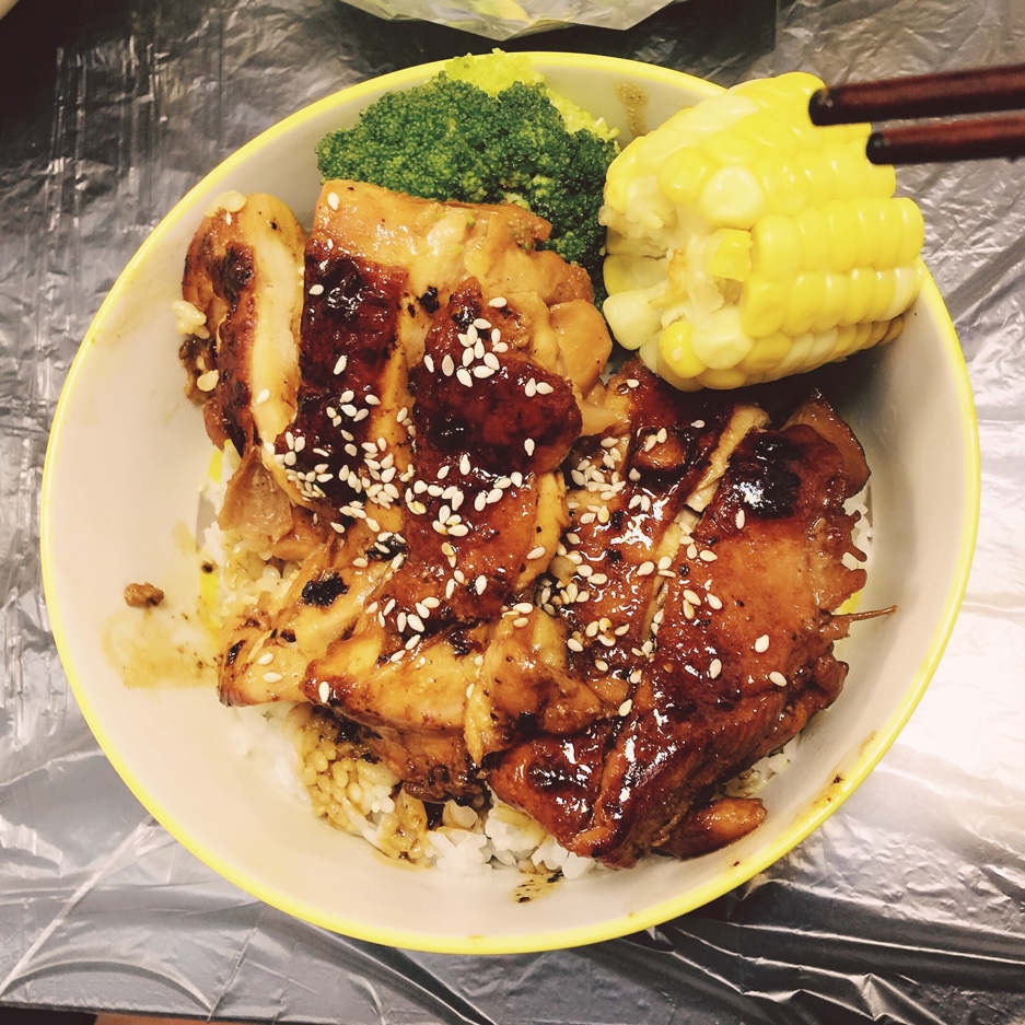 黑椒鸡腿饭