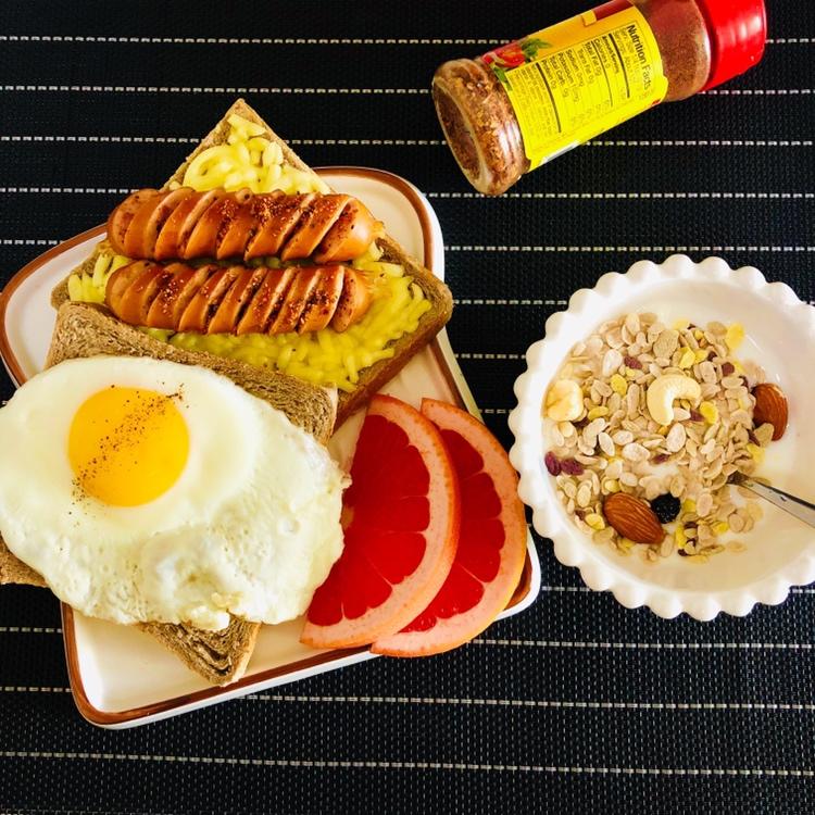 鸡蛋芝士烤吐司