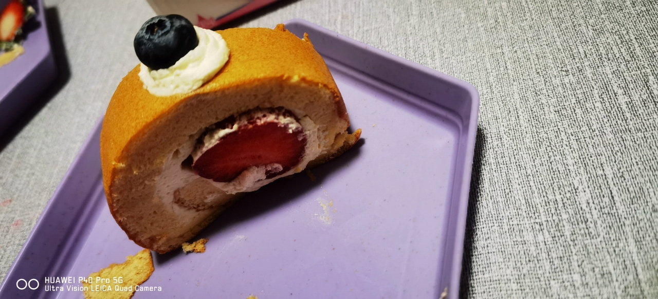 松软不开裂的日式草莓蛋糕卷🍓