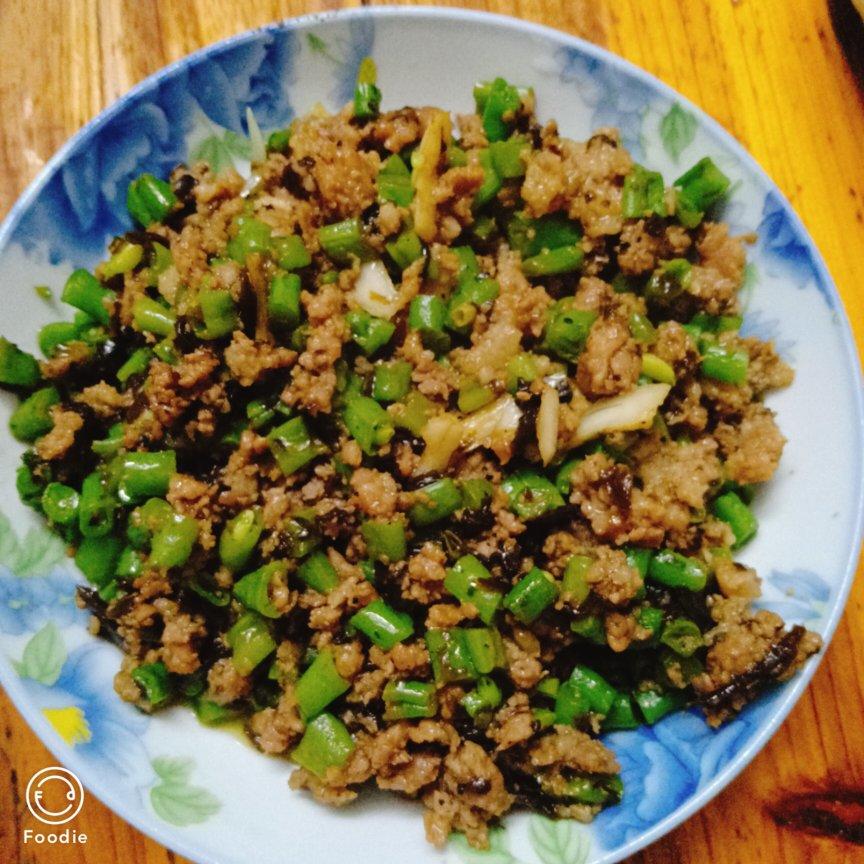 豆角橄榄菜下饭菜