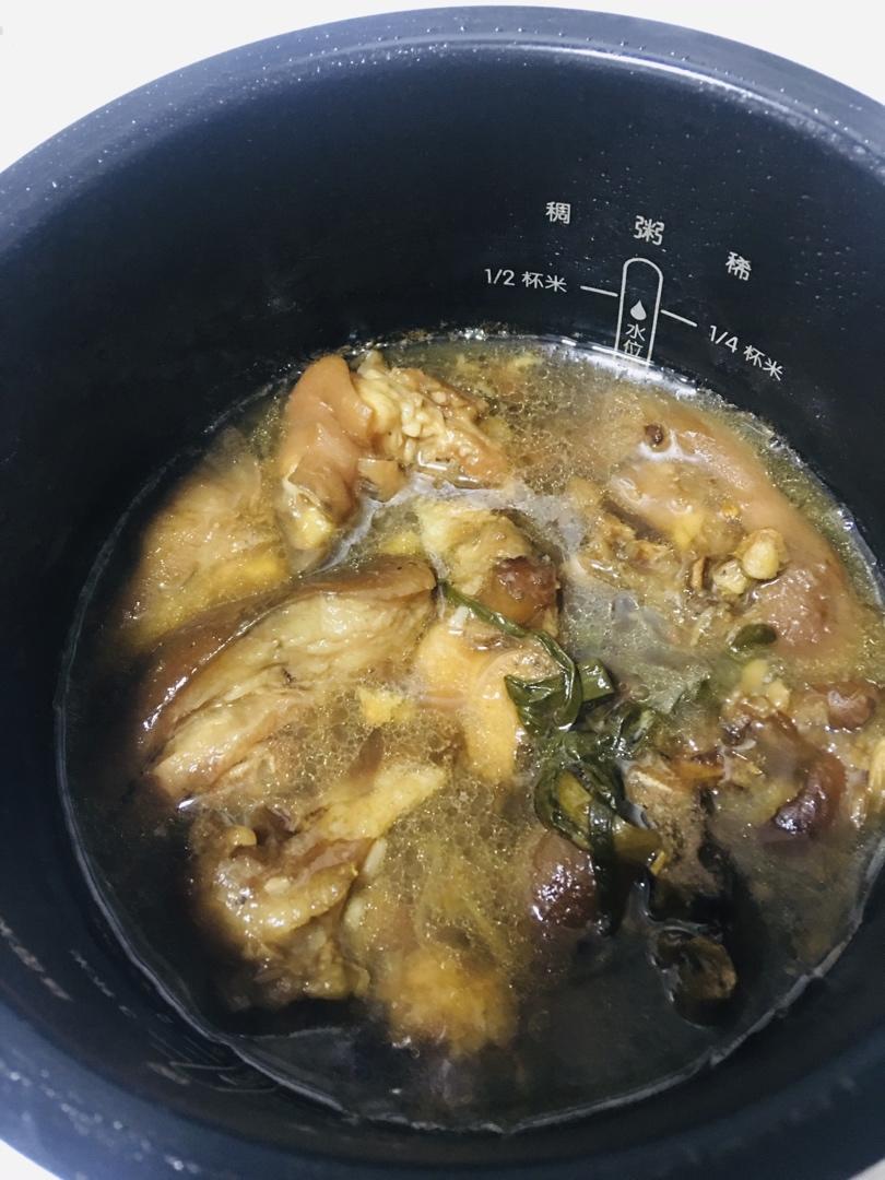 【电饭煲猪蹄】