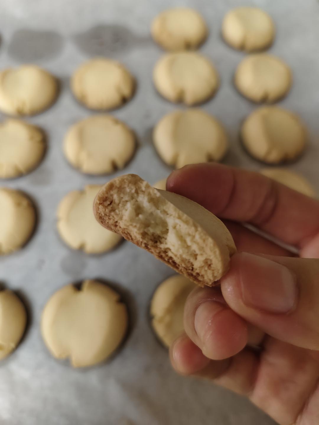 烘焙小白的第一款饼干～玛格丽特饼干