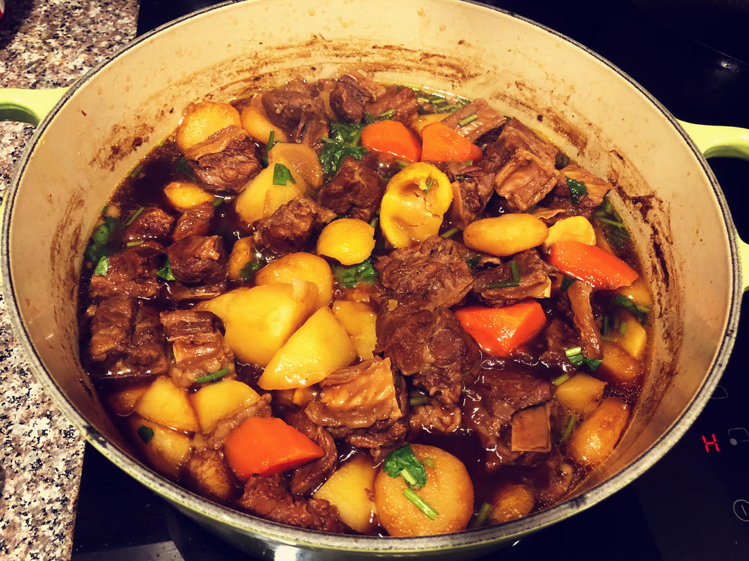 超级香！香！香的炖牛肋条