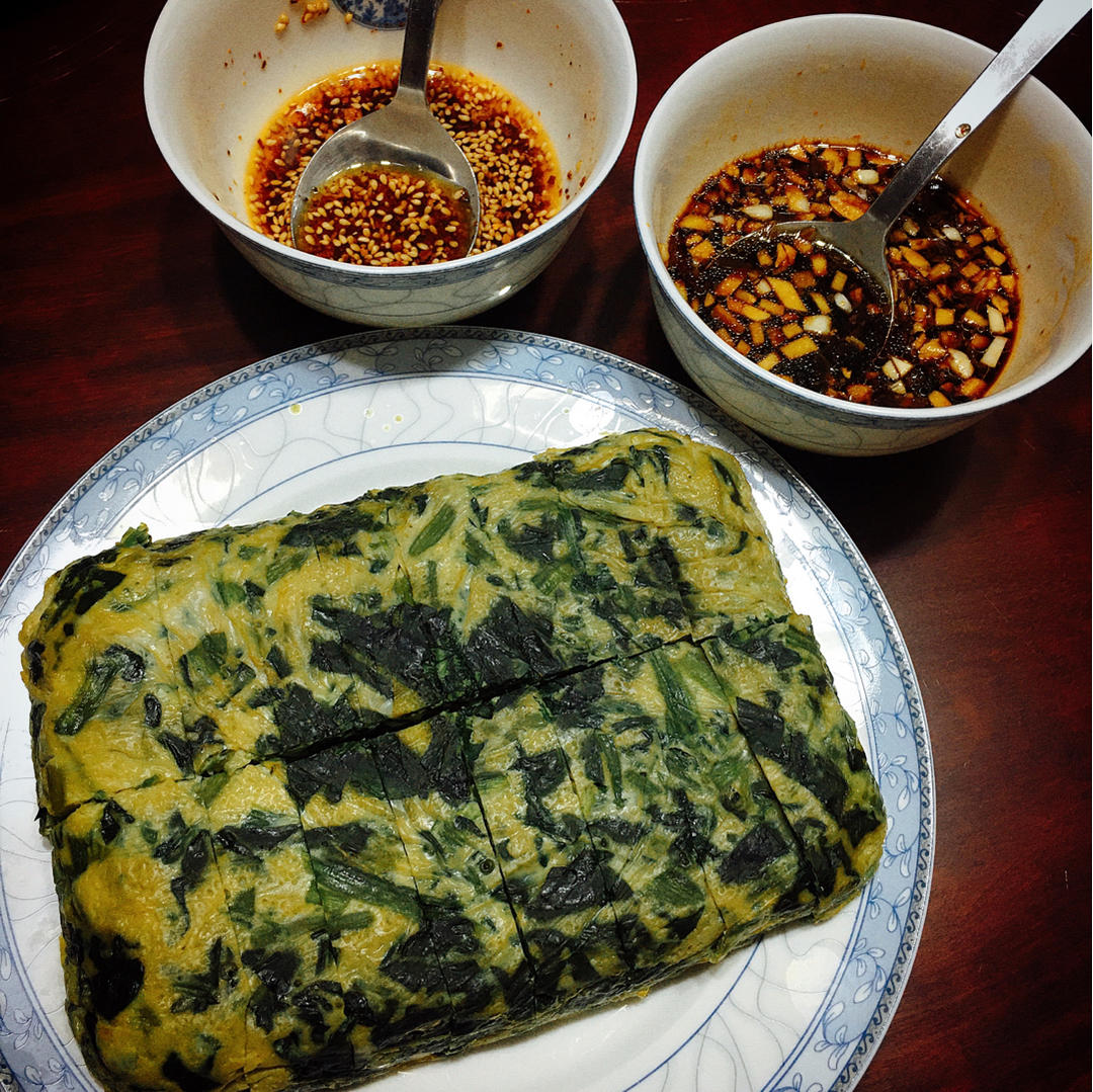 蘸汁菠菜鸡蛋糕——春季养生多吃菠菜