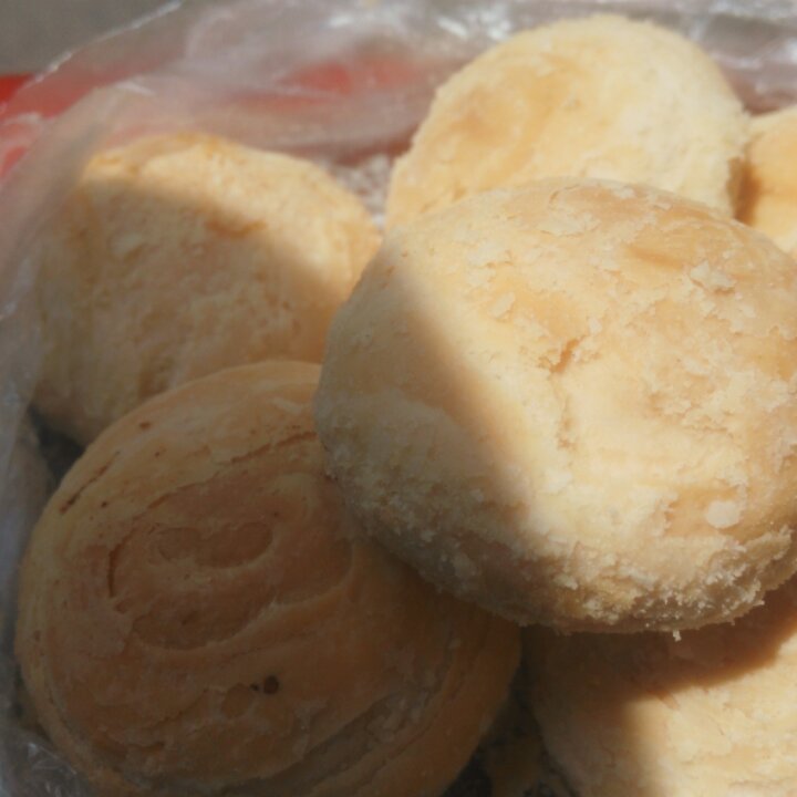 薄如蝉翼的中式酥皮——玫瑰鲜花饼