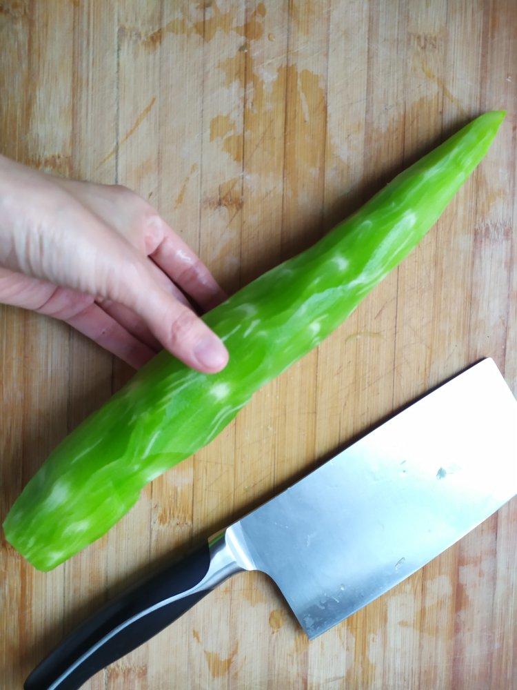 厨师长教你：夏日开胃小菜“凉拌莴笋丝”的家常做法，简单易学赶紧收藏吧