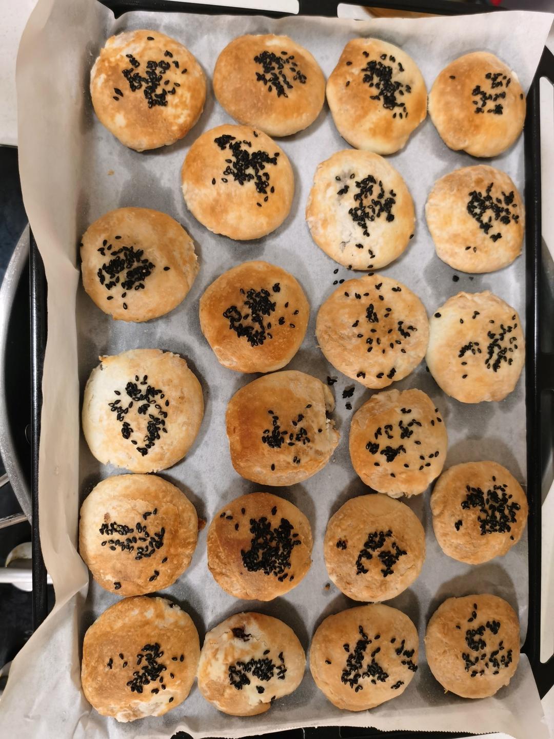 豆沙老婆饼～椰子油版～自制稻香村酥皮点心～附豆沙馅的做法