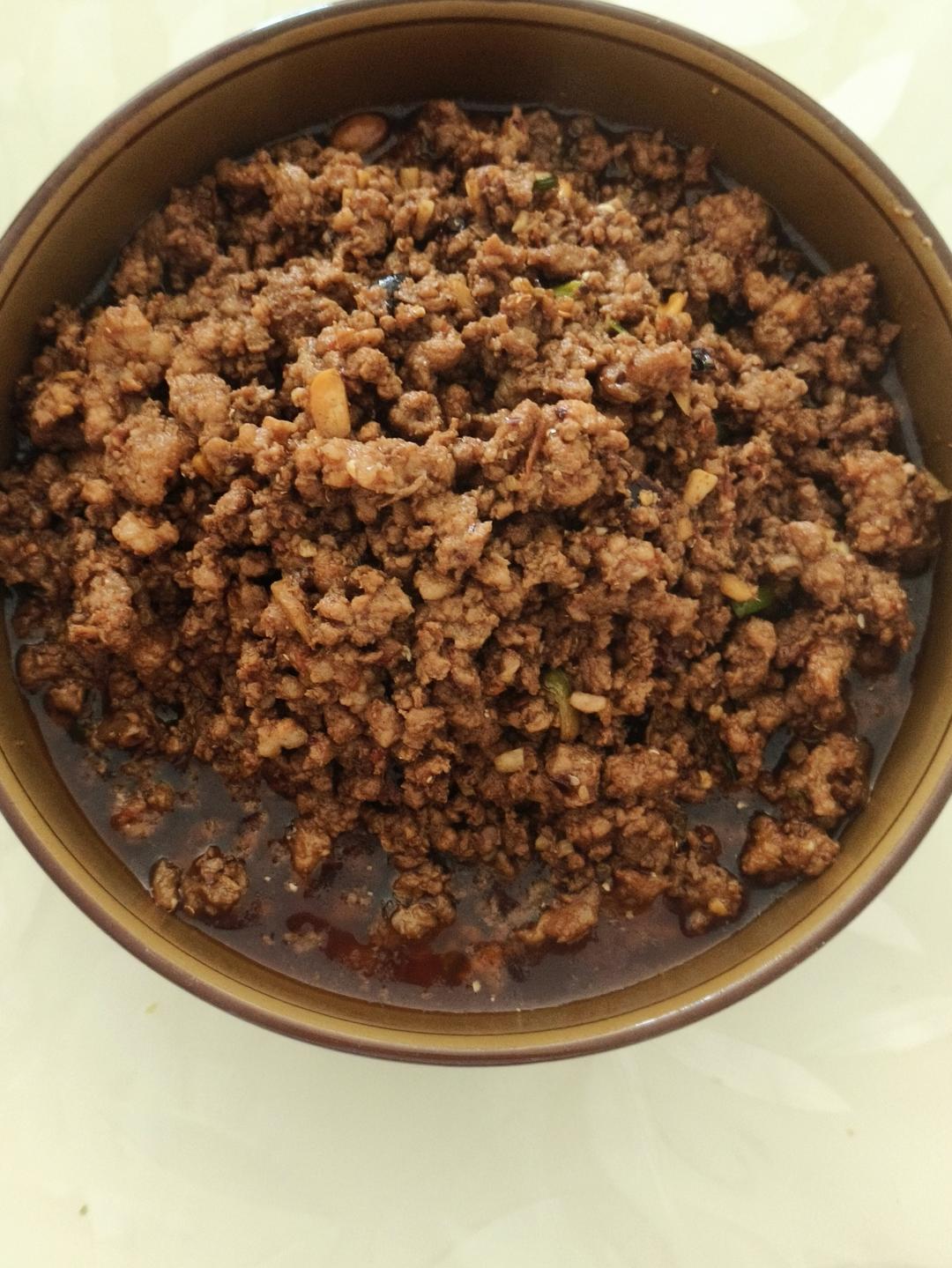 好吃到哭的肉臊子面