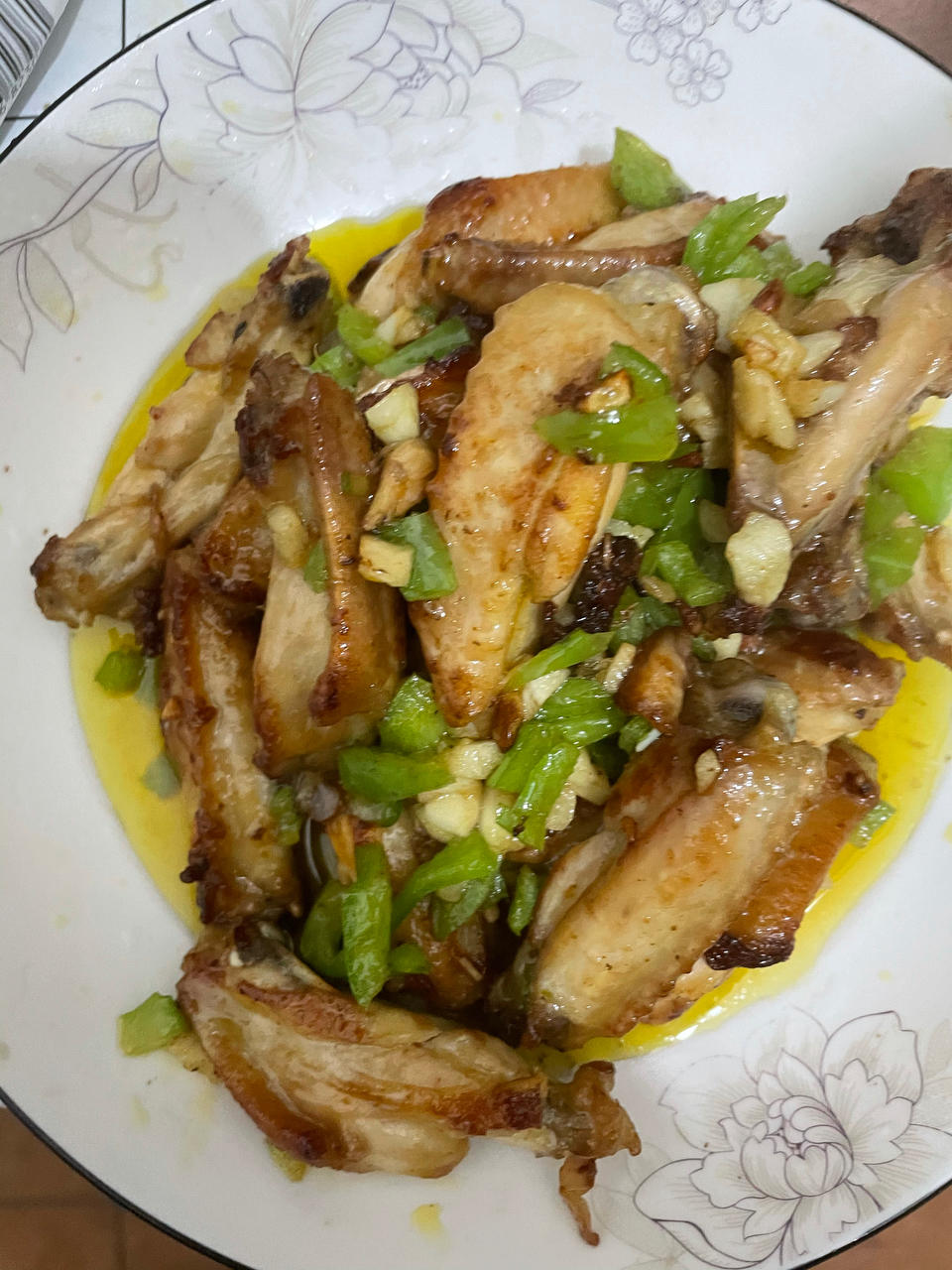 蒜香鸡翅，这才是鸡翅最好吃的做法