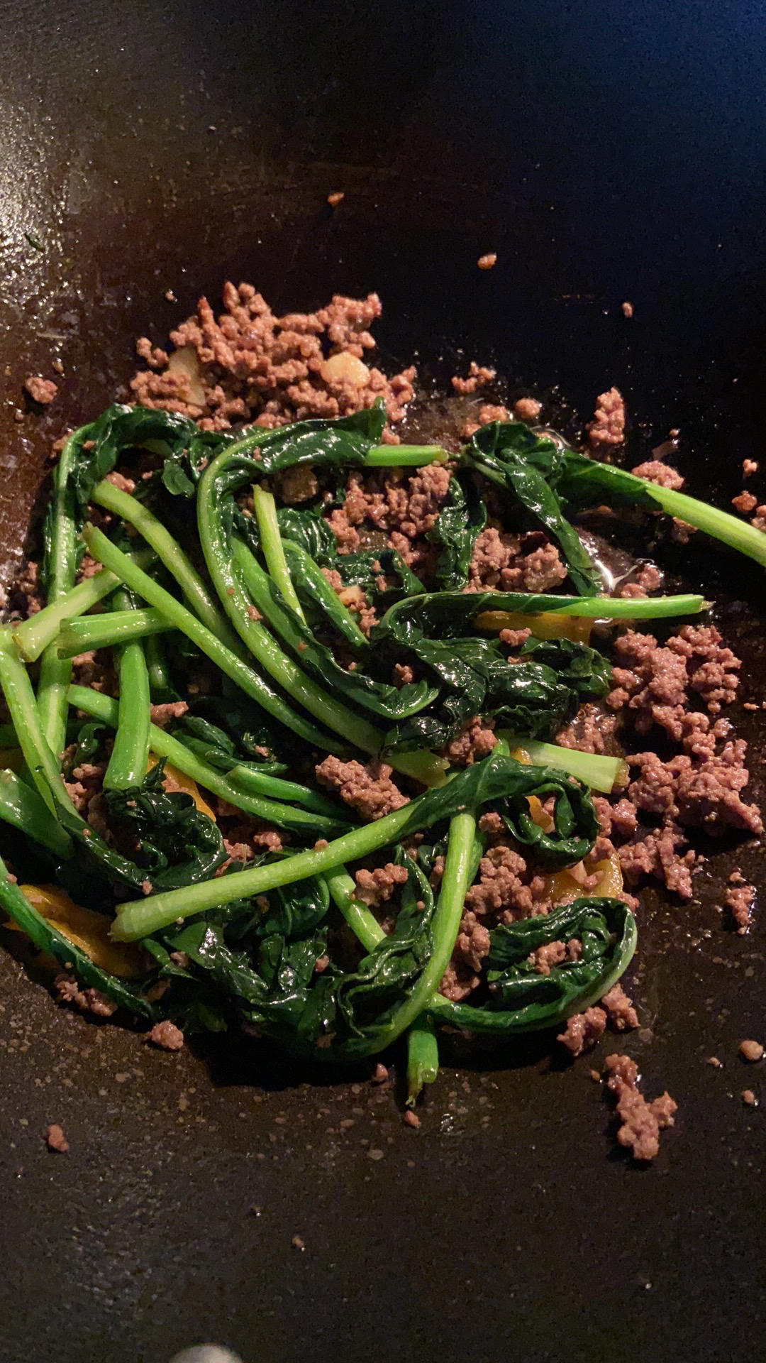 牛肉炒菜心