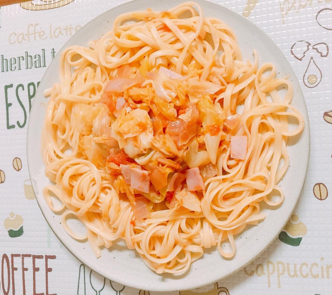 番茄肉酱意大利面