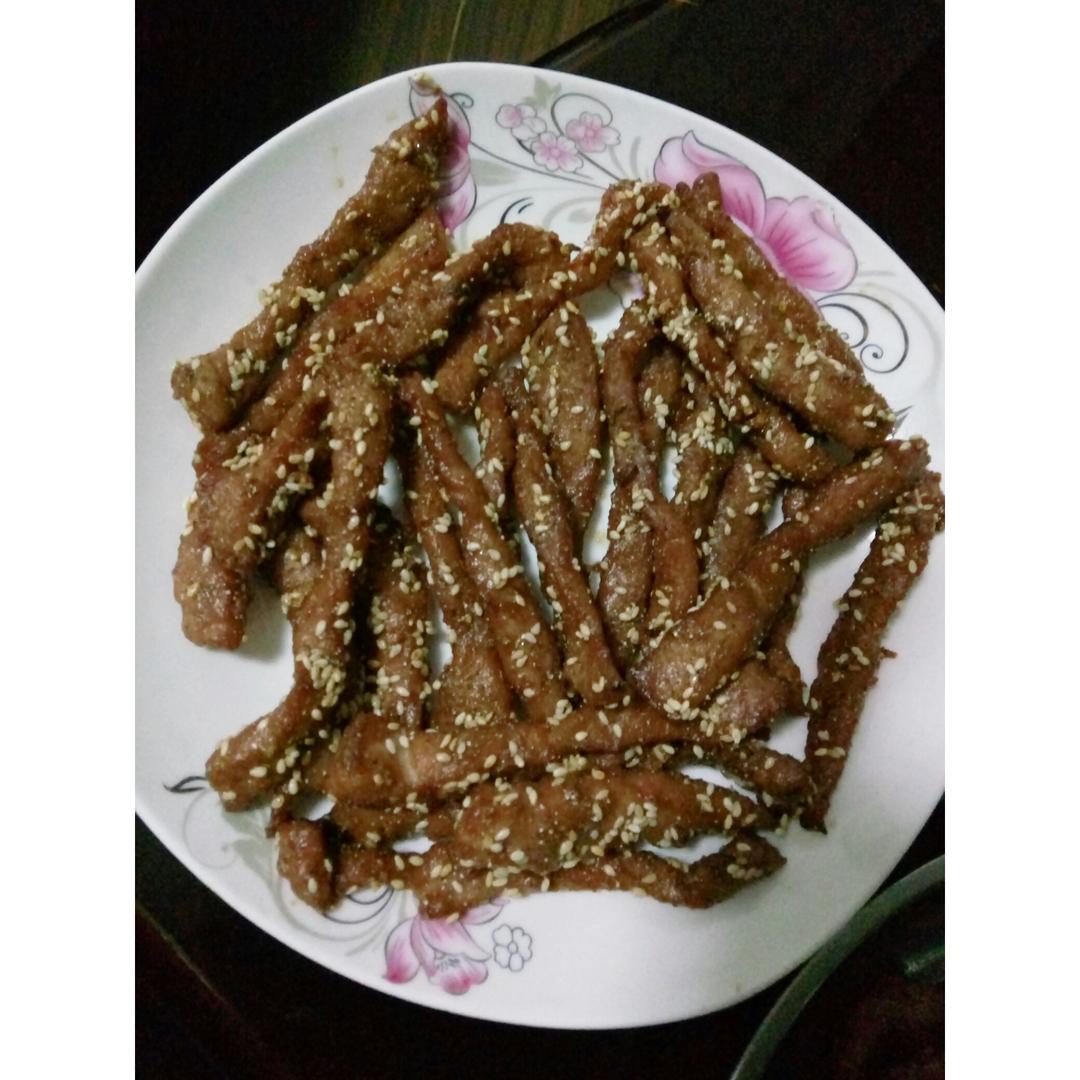大小人的零食～猪肉干
