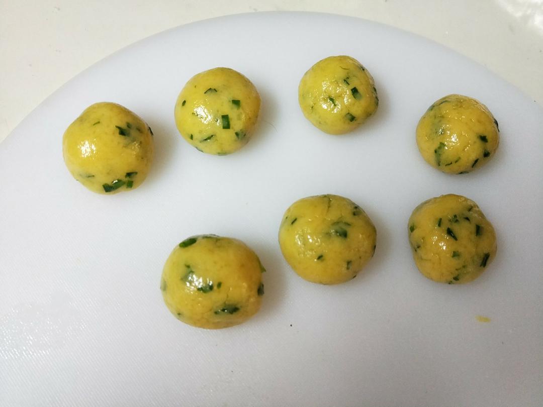 【葱味飘香的咸桃酥】