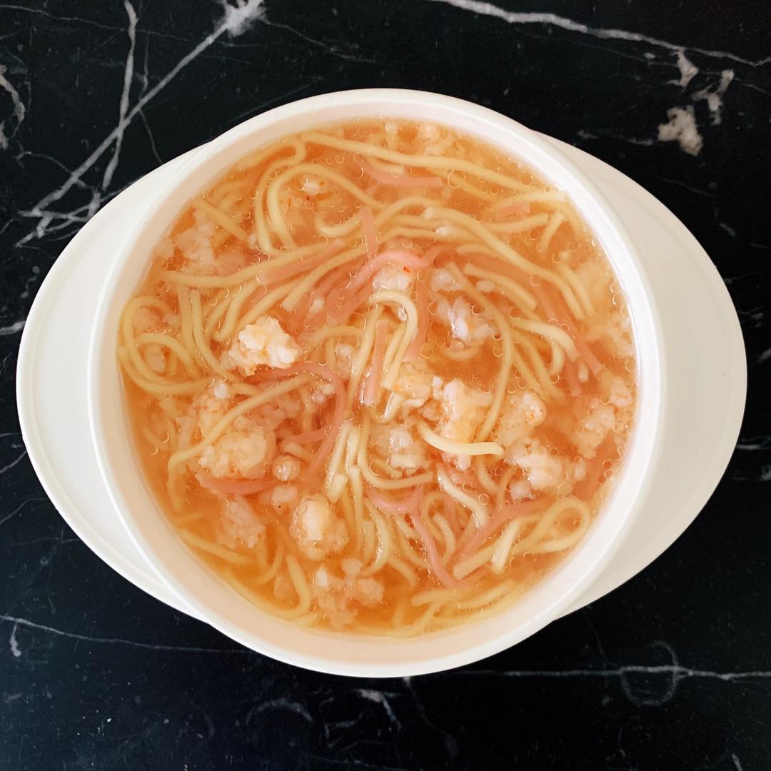 皮卡宝宝爱吃饭