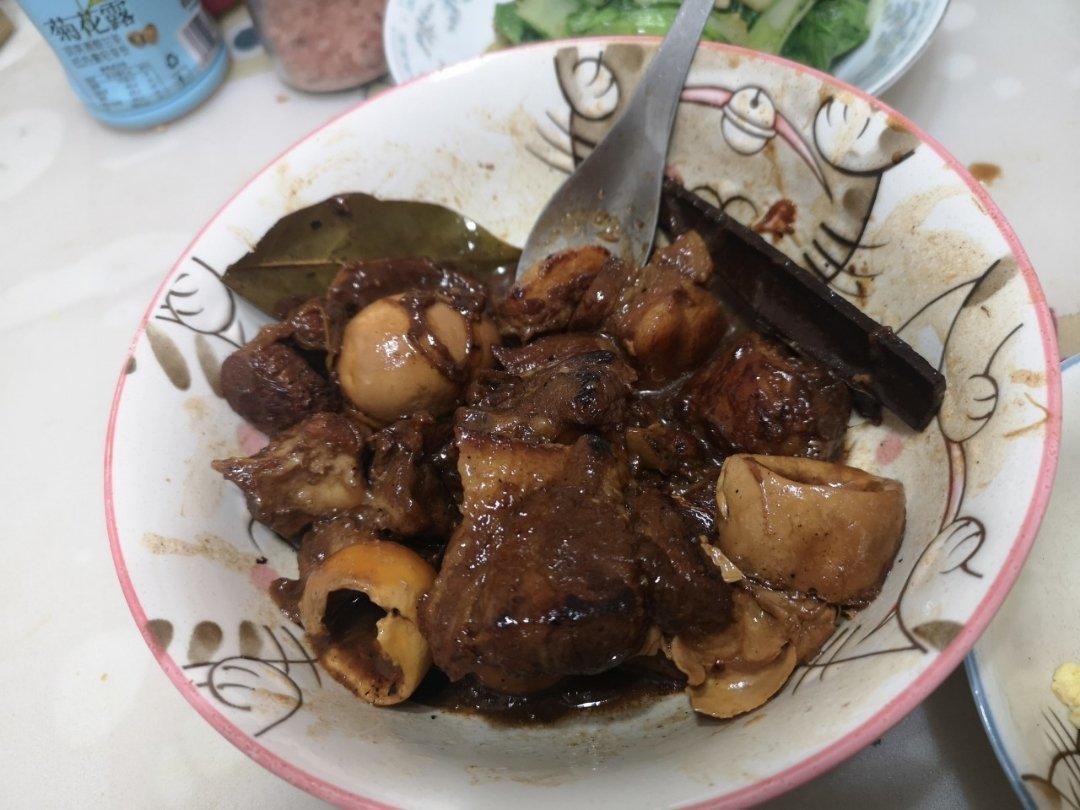 上海红烧肉：红烧肉加鸡蛋，上海人的吃法赞！
