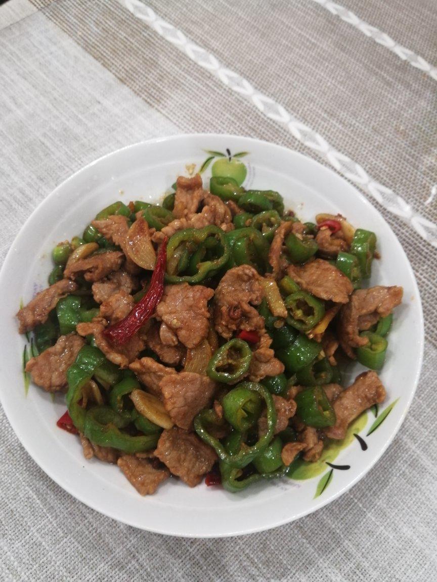 【小高姐】青椒牛肉 如何炒出嫩滑的牛肉