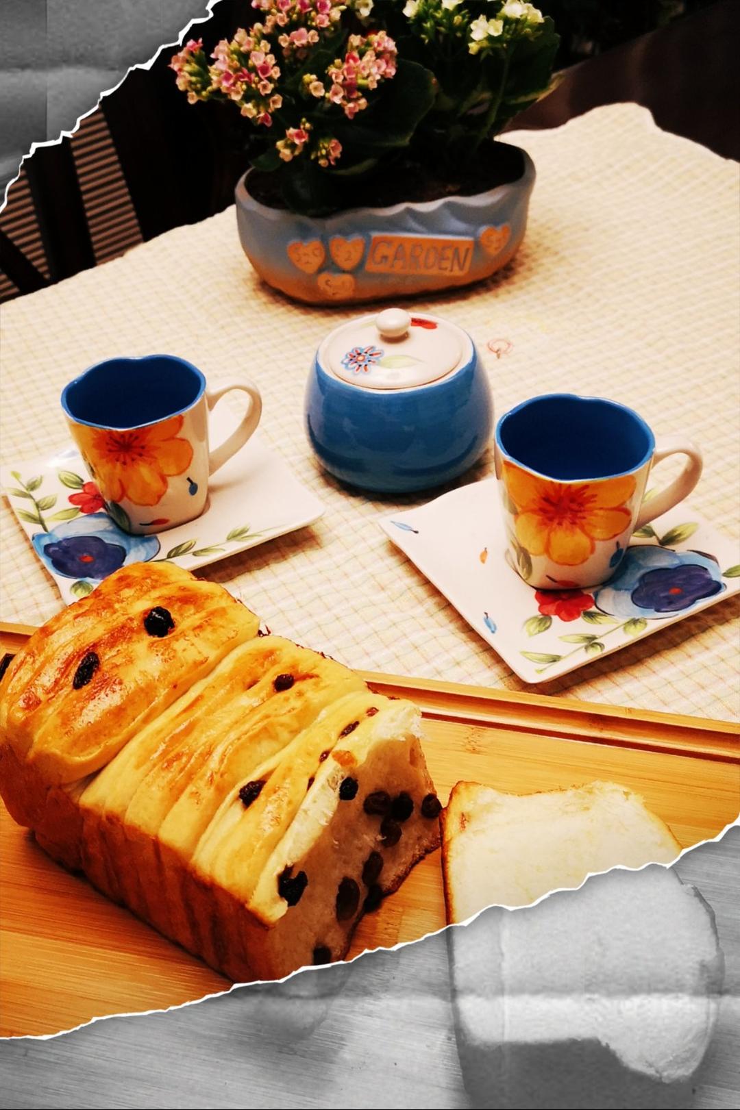 手撕蔓越莓炼乳吐司