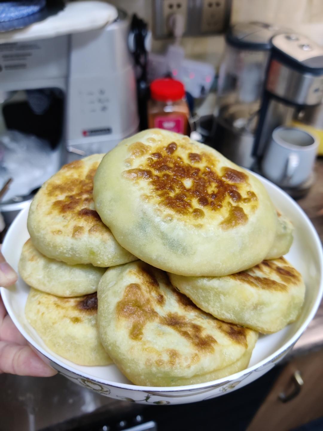 皮薄如纸的韭菜馅饼|免揉面法