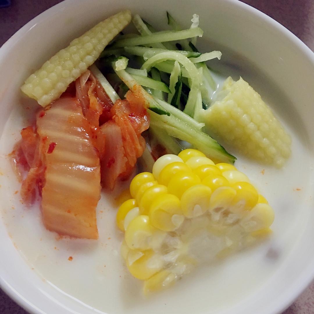 【韩食记】夏季特供健康料理--韩国豆浆冷面 콩국수