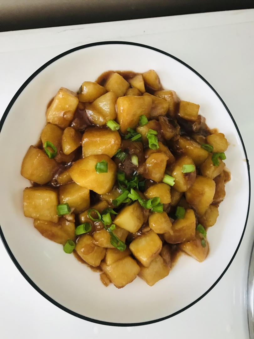 软糯好吃的红烧土豆