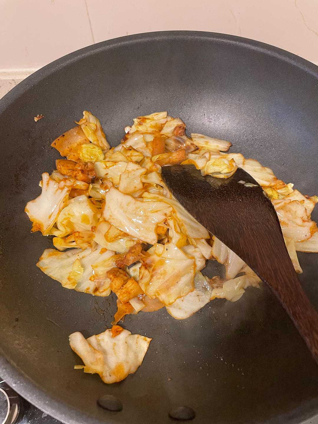 包菜这样炒才下饭，又香又好吃，次次做都光盘