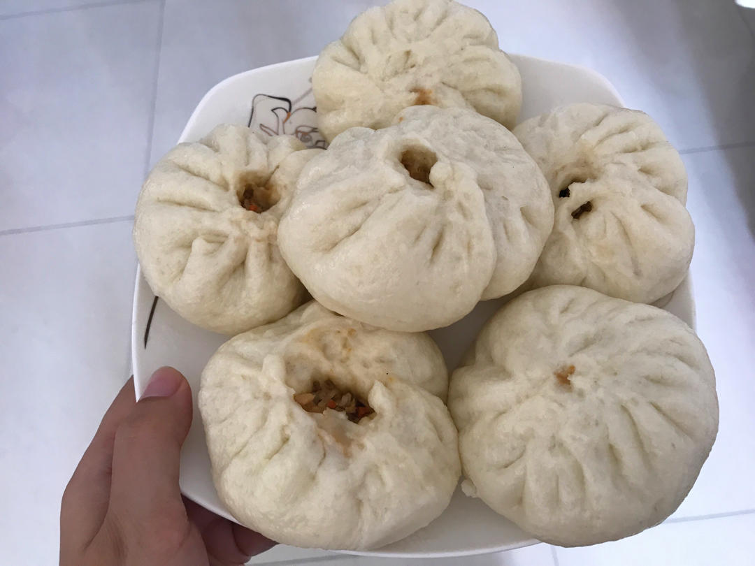 手把手教你捏出漂亮的包子褶（ 附小视频）