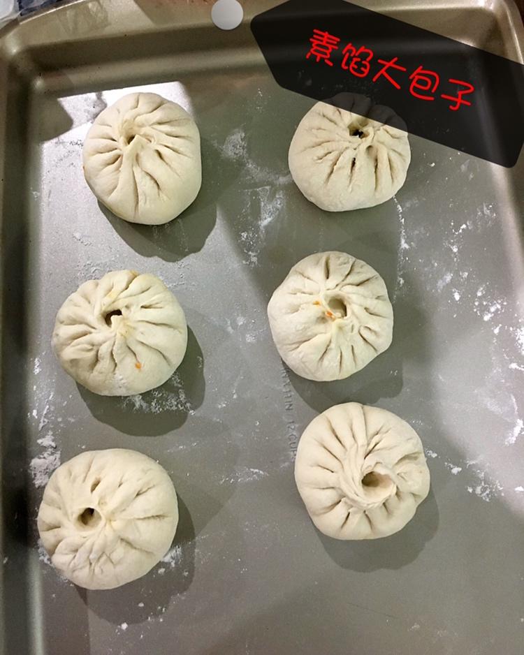 胡萝卜木耳鸡蛋素包子