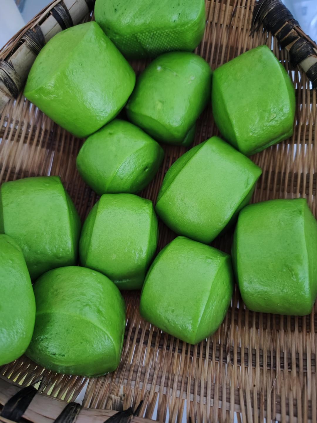 菠菜汁加了它 馒头颜色翠绿不变色 附细节视频详解