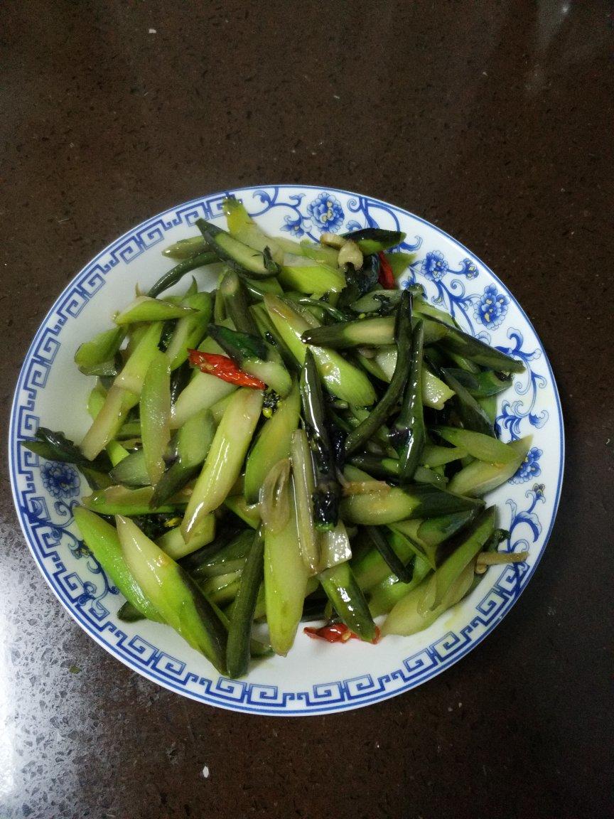 炸平菇