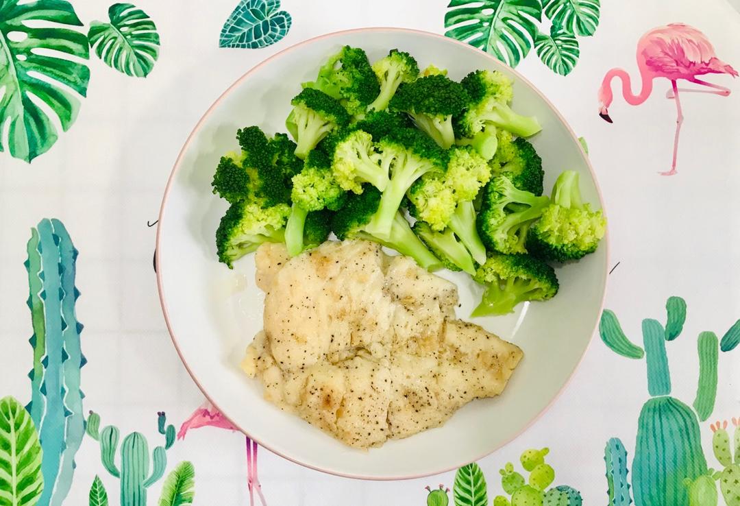 减肥也能吃的美味—香烤鸡胸肉,嫩嫩嫩！