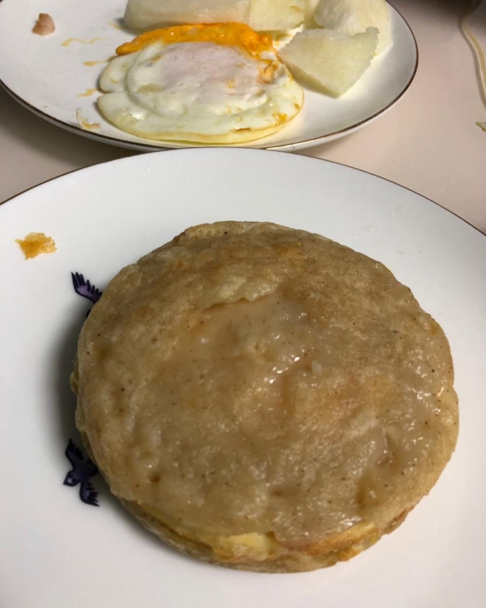 早餐霸王~沉甸甸鸡蛋汉堡