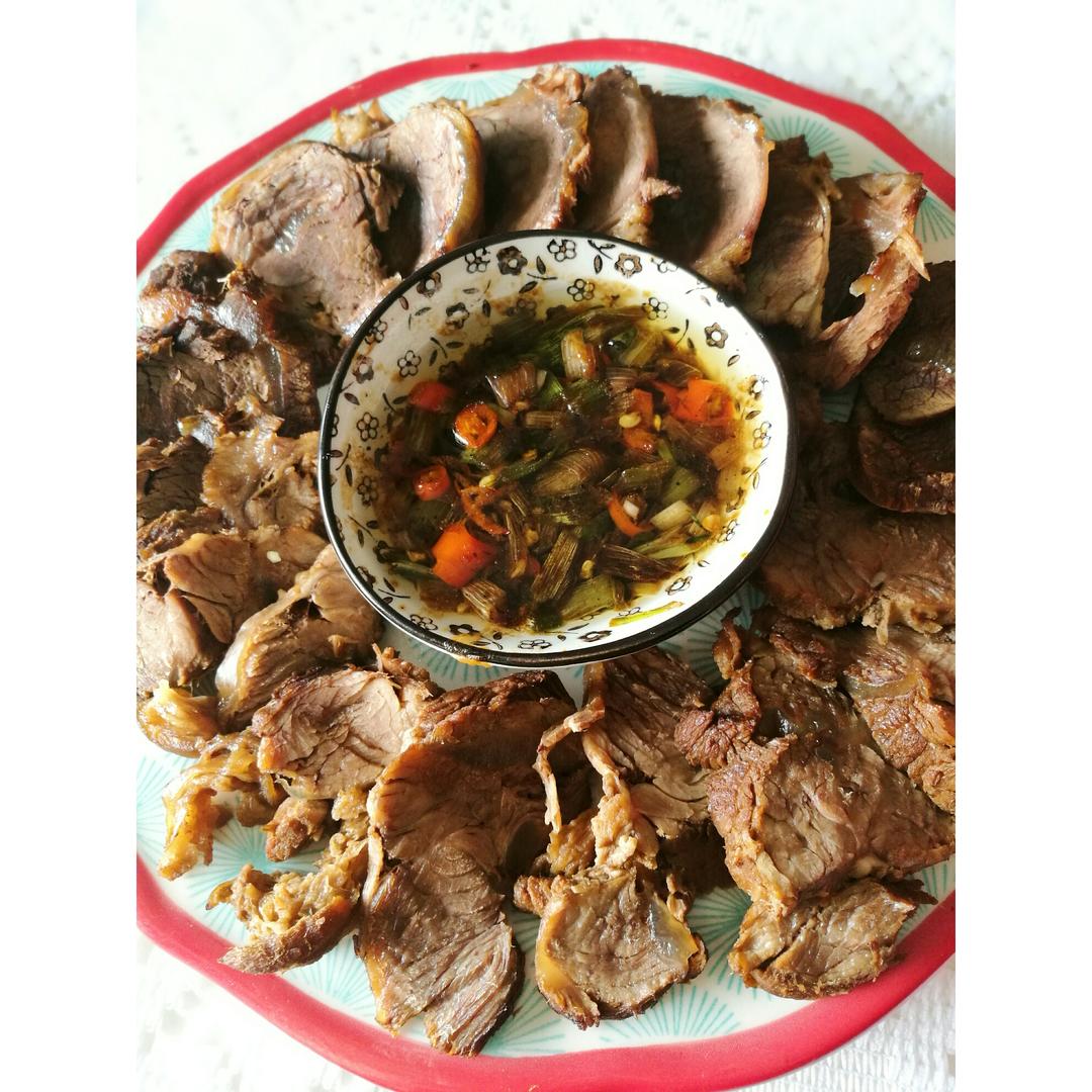 卤牛肉