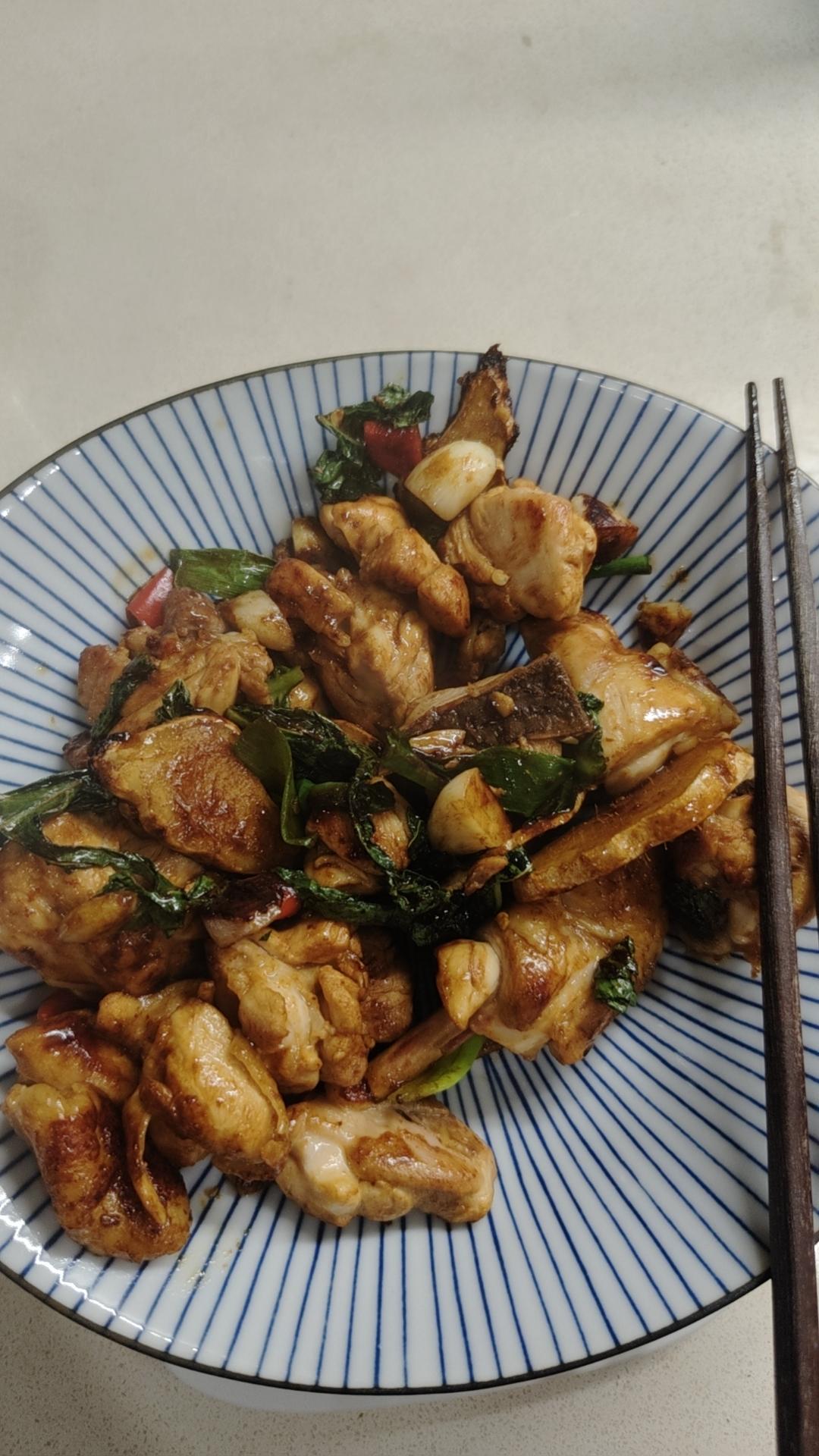 紫苏干煎鸡｜不加一滴水，香到原地裂开！