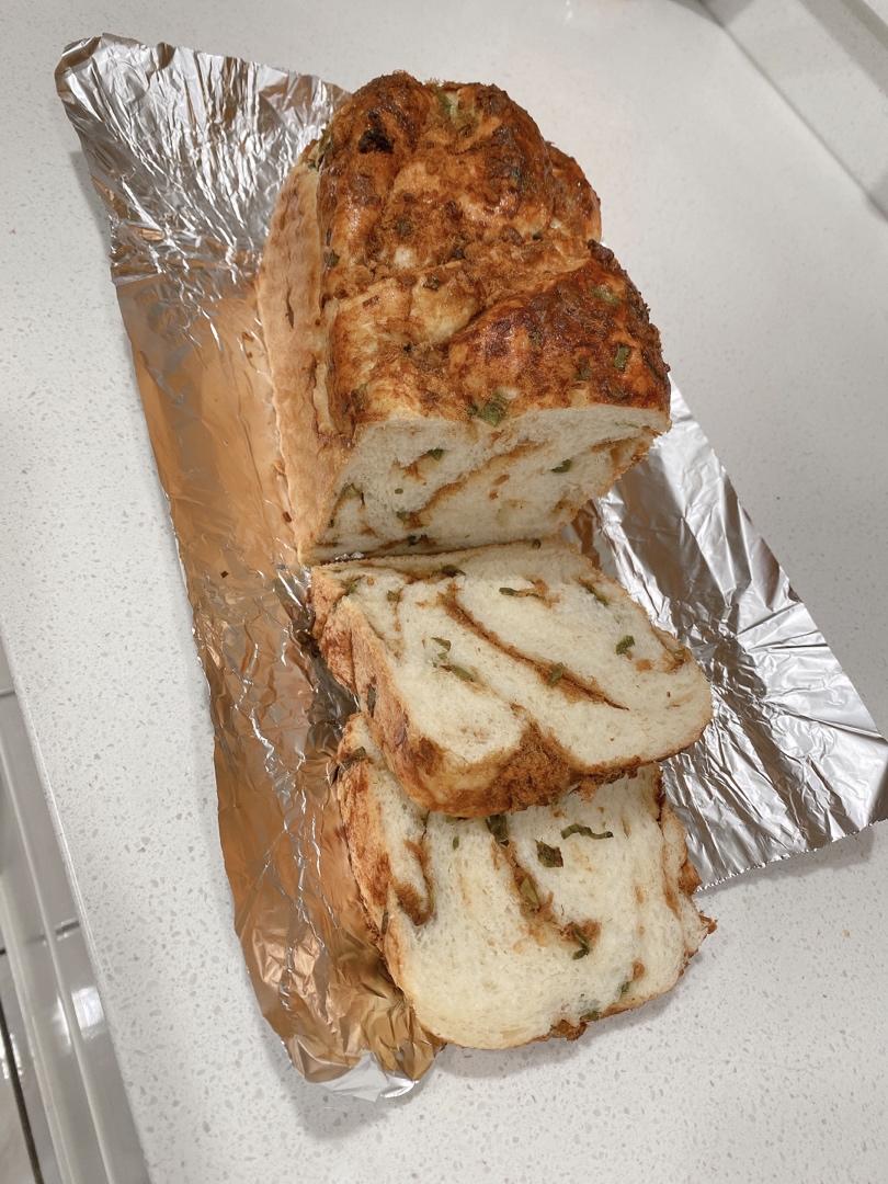 香葱肉松手撕吐司